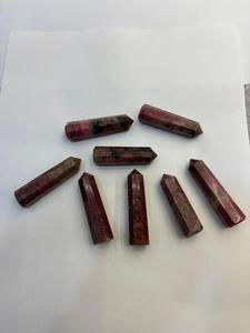 หินโรโดไนต์ธรรมชาติทรงหอคอย ขัดเงา สีชมพู สำหรับตกแต่งบ้าน ฮวงจุ้ย ขายส่ง - Product Image 1