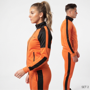Ensemble de survêtement d'entraînement pour hommes en gros, vêtements de sport personnalisés pour équipes, ensemble veste zippée et pantalon de jogging 100 % polyester - Product Image 4