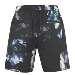 กางเกงขาสั้นผู้ชายทรงหลวม เอวยางยืดปานกลาง สีพื้น ขนาดสั่งทำ แห้งเร็ว ระบายอากาศได้ดี ผลิตจากโพลีเอสเตอร์ 100% รับผลิตแบบซับลิเมชั่น ขายส่ง บริการ OEM - Product Image 5