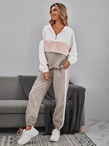Conjunto Deportivo Personalizado para Mujer con Bloques de Color, Sudadera con Media Cremallera y Pantalones Jogger, Ropa Deportiva Informal, Fabricante OEM - Product Image 5
