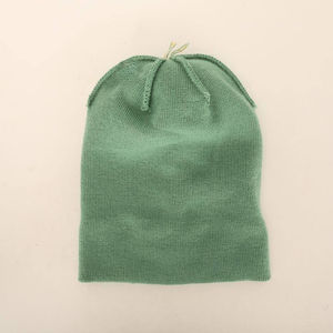 Bonnet d'hiver tricoté en acrylique rayé personnalisé avec pompon, chaud, unisexe, logo OEM, vente en gros, doux et extensible - Product Image 2