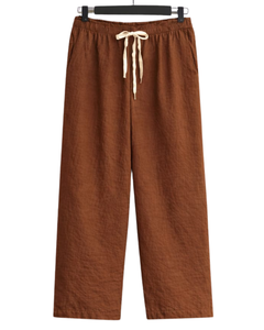 Conjunto de Dos Piezas para Mujer: Camisa Blanca y Pantalones Anchos Marrones, Estilo Casual de Algodón y Lino, con Bolsillo Bordado de Hongo, para Verano - Product Image 2