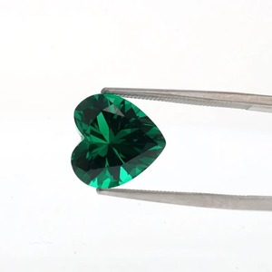 Pierre précieuse émeraude verte zambienne cultivée en laboratoire, taille cœur, pour la fabrication de bijoux, bagues, boucles d'oreilles, colliers, pendentifs - Product Image 3