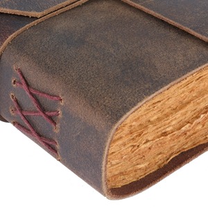 Diario de Tapa Dura de Cuero con Encuadernación Cosida, Páginas Vintage con Borde Irregular, Mini Cuaderno con Cierre de Hebilla, Hecho a Mano - Product Image 3