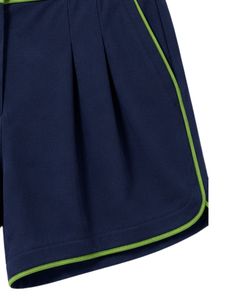 Ensemble décontracté deux pièces pour femme, débardeur vert herbe personnalisé par le fabricant avec short à passepoil bleu marine, tenue de détente douce pour l'été - Product Image 6