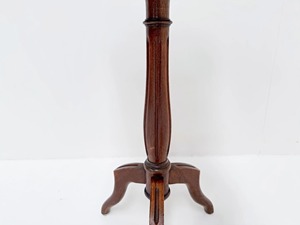 Mesa de Centro Tradicional con Tapa de Mármol y Marco de Madera, Mueble Decorativo para Sala de Estar, Estilo Antiguo - Product Image 2