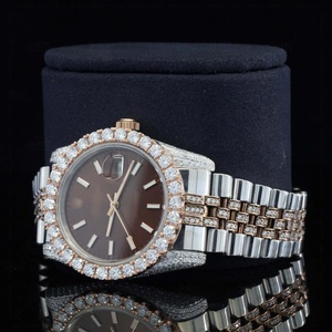 Reloj de Hombre de Lujo con Diseño Elegante, Movimiento de Cuarzo, Diamante Moissanite, Caja de Acero Inoxidable, Esfera Marrón, Cristal y Puntero - Product Image 4