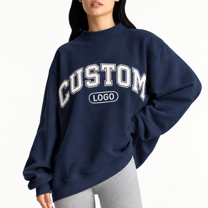 Sweat-shirt bleu foncé avec contour crème, lettrage personnalisé, col court montant, poignets et ourlet côtelés, épaules tombantes, manches longues - Product Image 1