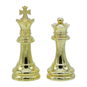 Juego de Ajedrez de Metal Premium con Figuras de Rey y Reina Doradas, para Decoración de Mesa y Hogar - Product Image 2