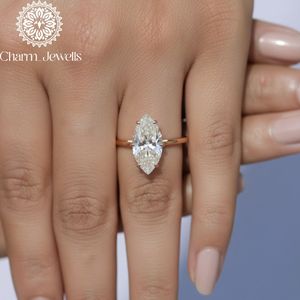 Bague de fiançailles classique pour femme Charm_Jewells en moissanite taille marquise, plaquée or rose, sertie à griffes - Product Image 1