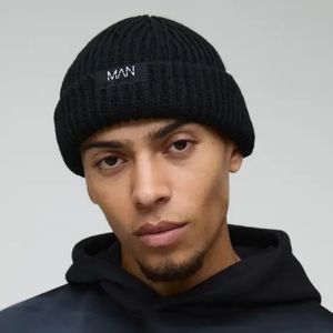 Gorros de lana y cachemira elegantes 2026, gorros de invierno tejidos con parche de logotipo personalizado - Product Image 1