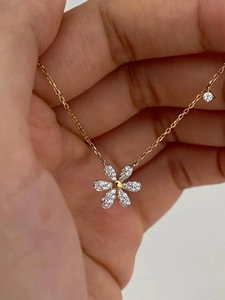 Collar con Colgante Unisex de Plata 925 con Diseño de Flor Vintage, Diamante de Corte Brillante con Engaste de Garra, Certificado IGI, para Regalo de Boda o Fiesta - Product Image 3