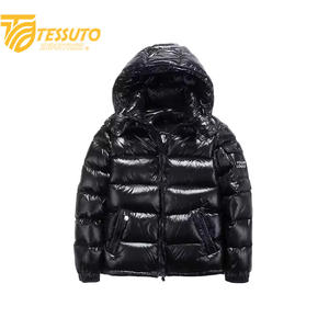 Veste matelassée noire brillante avec capuche et logo personnalisé – Manteau d'hiver en duvet pour homme – Fabricant en gros OEM - Product Image 4