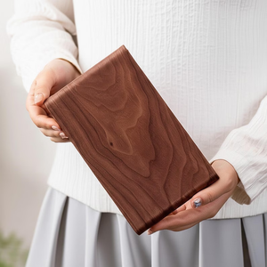 Bandeja Redonda de Madera Maciza Hecha a Mano, Moderna, con Asa de Metal, Ecológica, para Decoración del Hogar y Almacenamiento en la Mesa - Product Image 5