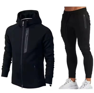 Conjunto Deportivo de Forro Polar con Capucha y Estampado Gris para Hombre, Traje de Jogging con Cremallera Completa, Ropa Deportiva de Invierno de Secado Rápido y Ligera, Hecho en Pakistán - Product Image 2