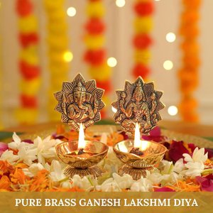 Lampe à huile en laiton Lakshmi Ganesh pour Puja Mandir Art Déco Diwali Deepak - Product Image 2