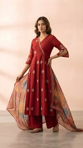 Vestido Anarkali Rojo Bordado para Mujer, Cuello en V, Corte en A, Formal, Diario, Informal, con Chal Floral, Cintura Natural, Absorbe la Humedad - Product Image 4