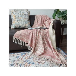 Manta Tejida Blanca con Líneas Horizontales Multicolores y Flecos de Borlas para Decoración de Sillones, Sofás y Salas de Estar - Product Image 6