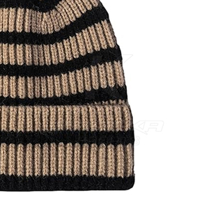 Gorros Unisex Premium 100% Acrílicos Ajustables para Clima Frío, Cómodos para Exteriores, Tejido Común - Product Image 2