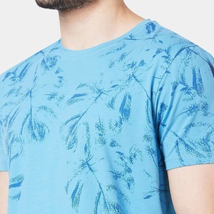 เสื้อยืดคอกลมแขนสั้นลายดอกไม้สีน้ำเงินสำหรับผู้ชาย ผ้าฝ้ายเจอร์ซีย์ ทรงปกติ สไตล์ลำลอง - Product Image 4