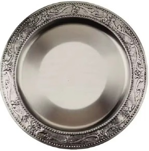 Assiette de présentation métallique colorée pour mariages, hôtels et banquets - Product Image 4