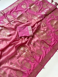 Sari de mariage de créateur haut de gamme, traditionnel, en Khaddi, Crêpe, Georgette, Tissu Chinya, Jacquard scintillant, teint à la main, avec Pallu riche - Product Image 3