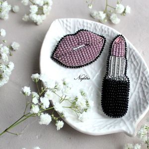 Handmade Luxury Beaded Bag Charm with Embroidery Seed Beads Left Bags Circle Pattern Keychain for Bags <b>Keyrings</b> From India Etsy - Product Image 6