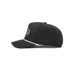 Gorra de Golf Transpirable de 5 Paneles, Estructurada, Ligera e Impermeable con Orificios Cortados con Láser para un Estilo de Vida Activo - Product Image 2