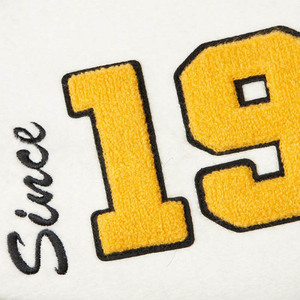 Chaqueta Bomber Varsity de Lana y Cuero de Alta Calidad al por Mayor OEM con Parches de Chenilla Bordados Personalizados - Product Image 5