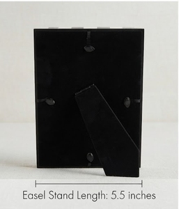 Rectangular MDF <b>Photo</b> <b>Frame</b> With Resin Checkered <b>Black</b> And White Border Vertical Classic Design - Product Image 3