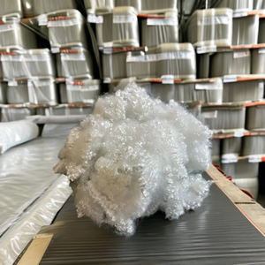 Vente d'usine VIKOHASAN – Fibres courtes de polyester 4D HCS blanches, creuses, conjuguées, siliconées, recyclables, de qualité supérieure, fabriquées au Vietnam - Product Image 1