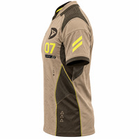 Maillot Esports Sand Khaki avec Carte Topographique, Col Ripstop et Accents Néon Vert Citron pour Homme