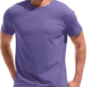 T-shirt pour homme en coton 100% avec logo personnalisé imprimé OEM, col rond, respirant, séchage rapide, coupe régulière, manches courtes, disponible en différentes tailles - Product Image 2