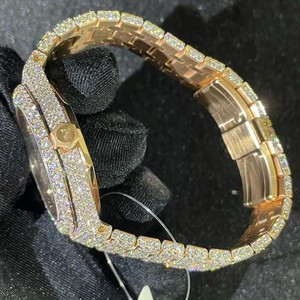 นาฬิกาข้อมือรุ่นลิมิเต็ดอิดิชั่น สแตนเลสสตีล ระบบออโตเมติก ดีไซน์คลาสสิก ฮิปฮอป สำหรับทุกเพศ  งานฝีมือประณีต  ตกแต่งด้วยอัญมณีสวยงาม - Product Image 5