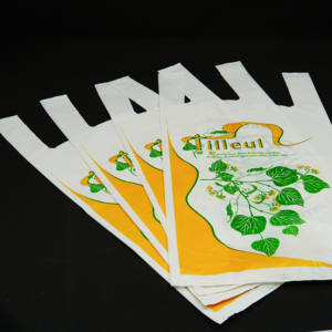 Sac de t-shirt de livraison écologique réutilisable imprimé sur mesure en gros sac à provisions roll-on en vrac recyclé fabricant direct - Product Image 1