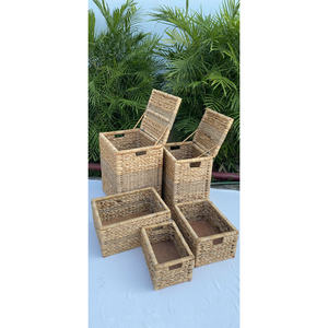 Baúl de Almacenamiento de Jacinto de Agua Natural de Primera Calidad Hecho a Mano con Tapa, Bandeja Rectangular Tejida de Vietnam - Product Image 3