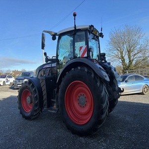 Strong used Fendt 720 Vario Gen6 PowerPlus farming tractor with automatic transmission and solid engine pump gearbox - Product Image 4