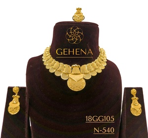 Diseñador elegante de moda 24K chapado en oro 5 gramos Collar corto conjunto pendiente anillo Sexy elegante joyería de moda para fiesta de boda - Product Image 1