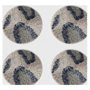 Sous-verres faits à la main en perles de verre motif flocon de neige, lot de 4, pour tasses à thé, café, boissons, décoration de table à la maison - Product Image 4