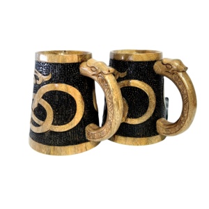 Chope à bière en bois de manguier style Viking avec poignée sculptée dragon, tasse en céramique faite à la main, décoration de bar à domicile, cadeau - Product Image 1