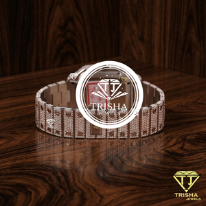Montre personnalisée en moissanite avec cadran carré, entièrement sertie de pierres et au design luxueux haut de gamme - Product Image 5
