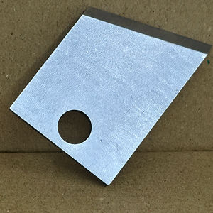 ใบมีดตัดแบบคงที่ ทำจากเหล็กกล้าคาร์บอน สำหรับเครื่องย่อยพลาสติกแบบใช้แรงขัดถู ชิ้นส่วนที่มีคมตัดสูงและคงทน - Product Image 1