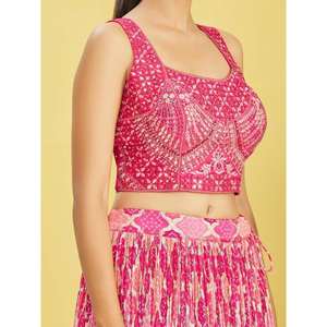 Adorable travail brodé rose Chinon mariage Lehenga Choli - Product Image 4