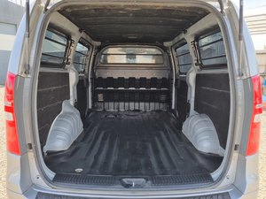 Grand <span class=keywords><strong>Starex</strong></span> 2018, furgone diesel a 5 posti con cambio automatico, per trasporto passeggeri - Product Image 5