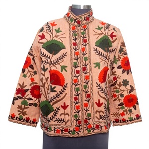 เสื้อแจ็คเก็ตผู้หญิงแบบควิลท์ลายปักซูซานี ดีไซน์สวย งานแฮนด์เมด ผ้าฝ้ายเนื้อสั้น ลายดอกไม้ ระบายอากาศได้ดี เป็นมิตรต่อสิ่งแวดล้อม เหมาะสำหรับฤดูหนาว - Product Image 1