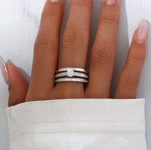 Anillo de Moissanita de Lujo ZAWO HOUSE, Plata 925, Chapado en Oro de 18K, Elegante y Moderno, Unisex, Regalo Perfecto para Bodas, Fiestas y Aniversarios - Product Image 5