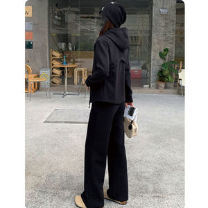 Conjunto Deportivo Casual de 2 Piezas para Mujer de Calidad Premium: Sudadera con Capucha y Chaqueta con Cremallera para Otoño/Invierno, Fabricante de Ropa Deportiva - Product Image 2