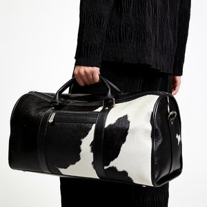 Bolsa de Viaje de Cuero de Diseño Original, Patrón de Piel de Vaca, Cierre de Cremallera, Bolsa de Fin de Semana, Duradera, Amplia Capacidad de Almacenamiento - Product Image 3