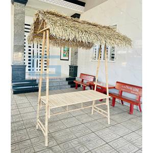 Étagère en bambou à 2 niveaux en gros avec toit de chaume Conception personnalisable Accepter les commandes! - Product Image 2