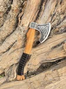 Thewizcrafts LOWDOWN Couteau Tomahawk Industriel Pliable Multi-Usages Portable avec Manche en Bois et Lame en Acier à Haute Teneur en Carbone de 106 mm pour la Coupe - Product Image 2